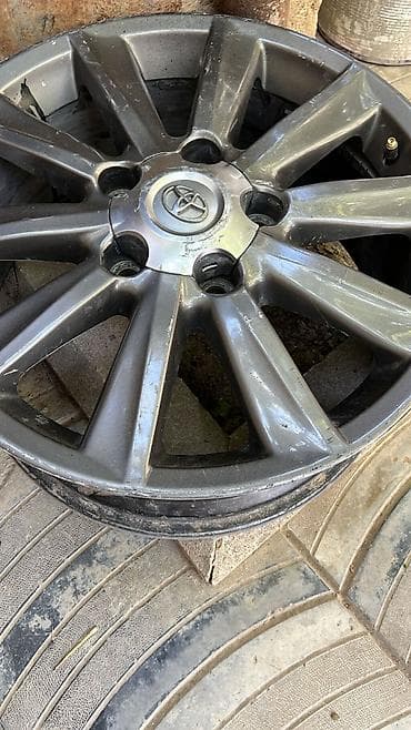 afdomobil: Toyota Land Cruiser 200 Original Zavod Diskləri R18 — 4 ədəd Toyota — 2
