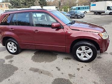 kia sorento 2005: Suzuki Grand Vitara: 2.7 l | 2005 il 225000 km Ofrouder/SUV — 3