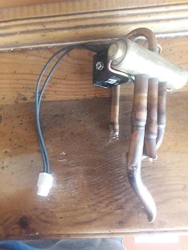 4 luk kabel: Kondisioner LG, İşlənmiş, 70-80 kv. m, Xarici blok — 3