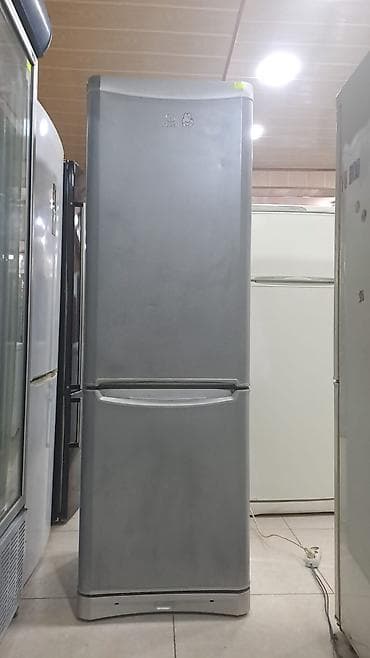 2 qapılı Indesit Soyuducu Satılır, rəng - Boz