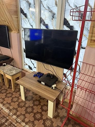 PlayStation oyun guşəsi – tam avadanlıqla - Oyun konsolları: Bir neçə