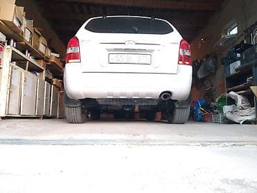tesla model s: Hyundai Tucson: 2 l | 2008 il Krossover — 3