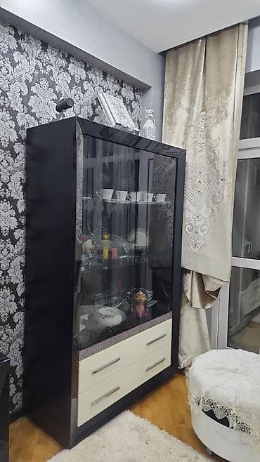 2 el mebeller: İşlənmiş, Komod, Masa və oturacaqlar, Kredit yoxdur — 9