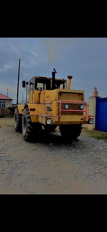 Ağır kənd təsərrüfatı və yol-tikinti işləri üçün 4x4 artikulyasiyalı — 1
