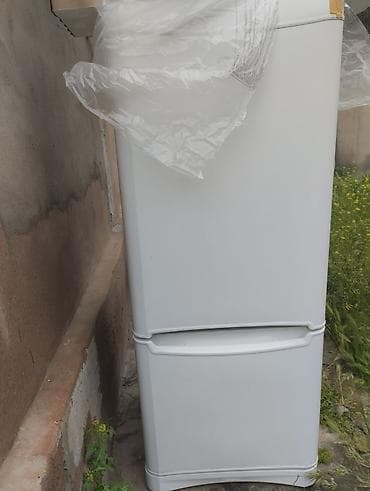 Mətbəx texnikası: 2 qapılı Indesit Soyuducu Satılır, rəng - Ağ — 4