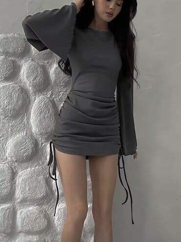 Qadın mini don – tünd boz rəngdə, bədənə oturan siluet. - Model: uzun