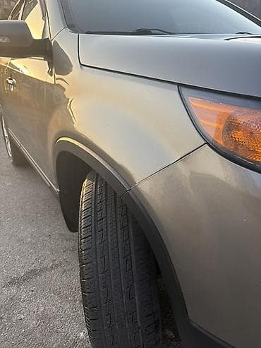 Kia Sorento: 2 l | 2011 il Krossover — 8