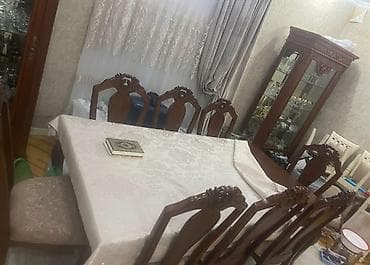 lepe: Qonaq otağı üçün, Yeni, Açılmayan, Dördbucaq masa, 8 stul — 2