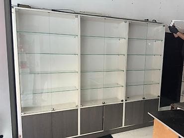 Şüşəli dolab vitrini, İşlənmiş, Ünvandan götürmə