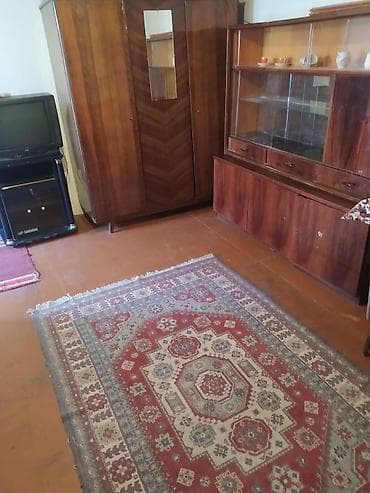 1 böyük otaqlı həyət evi,Məliköv xəstəxanaya yaxın,Birbaşa sahibinnən — 4