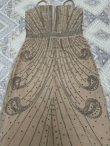 буквы из пенопласта на свадьбу: Платье вечернее,одевалось 2 раза — 3