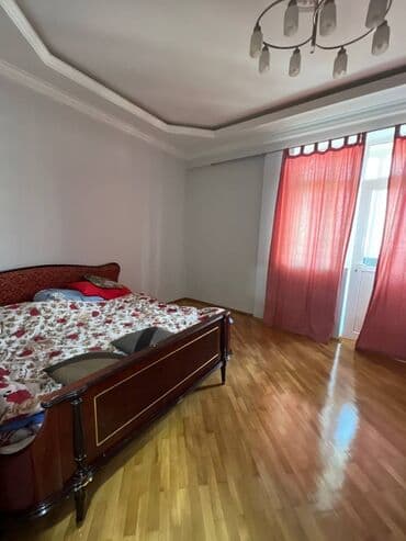 7 mikrorayon: Binəqədi rayonu vorovskidə Daxixili qosumkara yaxin 10 mertebeli — 2