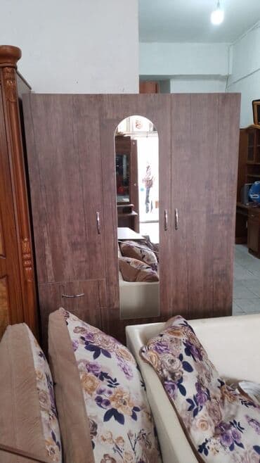 qapilar qiymeti: 100azn başlayan qiymətlər 1 qapi 45eni45derin 190 hündür 2qapi — 2