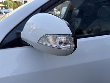 07 peredok: Hyundai Elantra: 2 l | 2009 il Sedan — 6