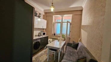 1 otaqlı kohnə tikili: 1 otaqlı, Yeni tikili, 45 kv. m — 5