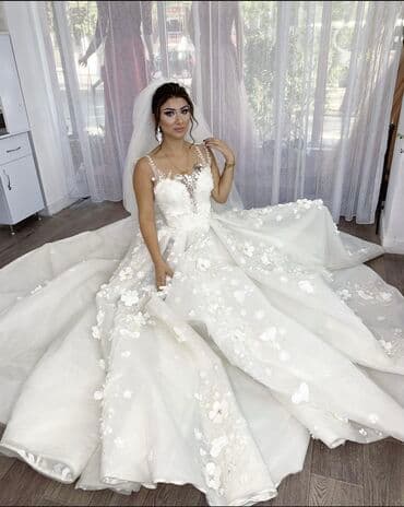 yaşıl qadın ətəkləri: 150-200-300 Gelinlikleri bağlandığımız üçün satırıq. Türkiye — 9