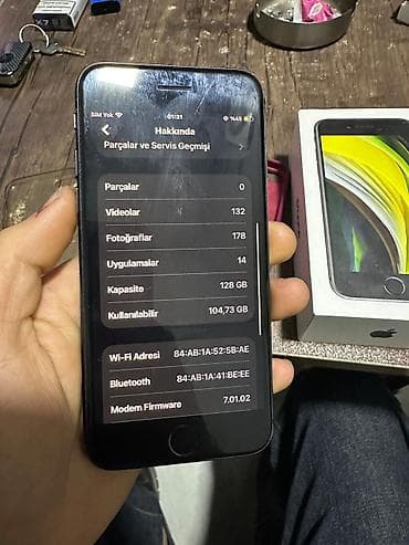 iphone 7 plus satilir: IPhone SE 2020, 128 GB, Qara, Zəmanət, Barmaq izi, Simsiz şarj — 9