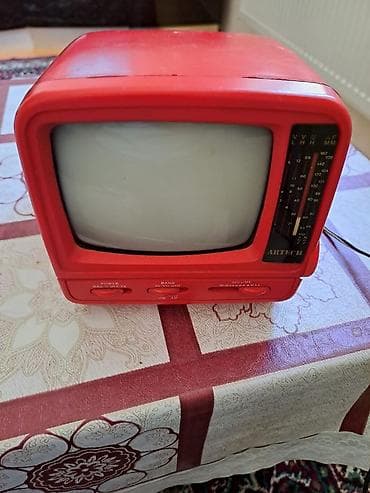 islenmis telvizorlar: Tv 70 manat batereya ve tokla isleyir — 1