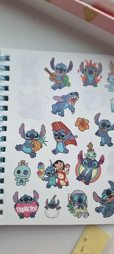 sevgililer ucun hediyyeler: Məhsul: Cizgi qəhrəmanlı yapışqanlı dəftər və stiker dəsti ikisi bir — 5