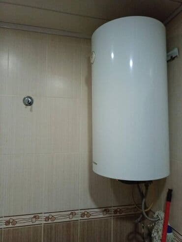 kiraye kafe verirem: Obyekt teze bazarin yaninda(kohne) yerlesir.Obyekt 3 mertebeli 8 — 2