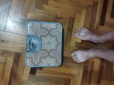 tərəzi şəkli: Köhnə model tərəzi. heç bir problemi yoxdur tam işlək vəziyyətdədir — 4