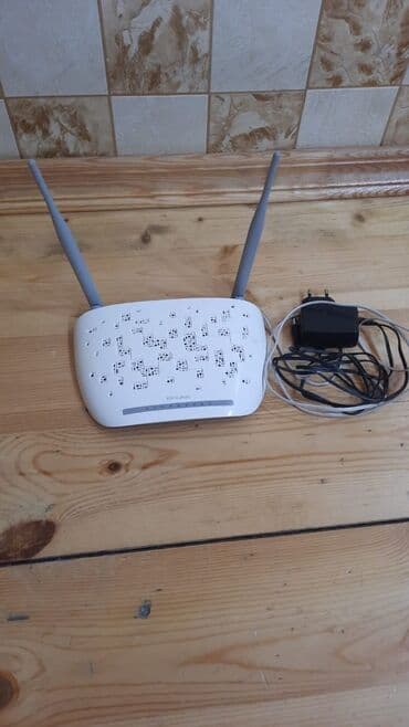 işlənmiş komputerler: 13 azn. Modem işlekdir — 2