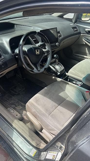 Продажа авто: Honda Civic: 1.8 л | Седан — 1