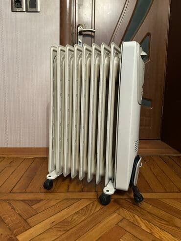 hava ufuren: Yağ radiatoru, Delonghi — 3