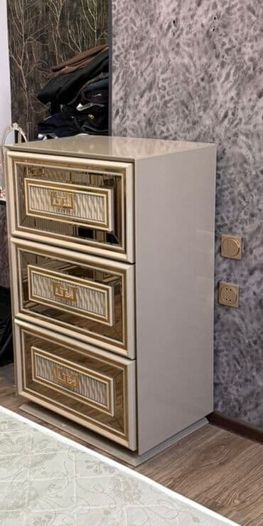 es guzguleri: İkinəfərlik çarpayı, Yeni — 6