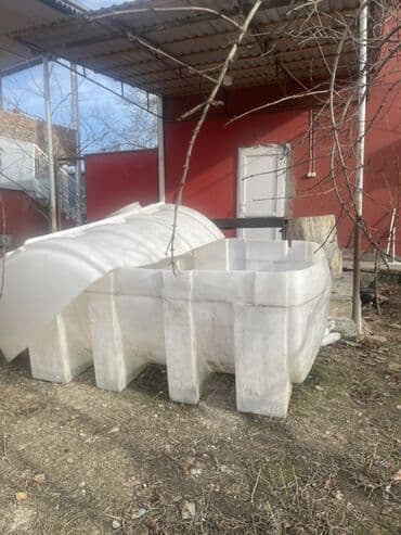 Lexus: Bak, Plastik, 5000 l l, İşlənmiş — 3