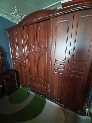 Satılır: Klassik üslubda mebel dəsti 2 eded kravat 1 neferlik Kunc — 4