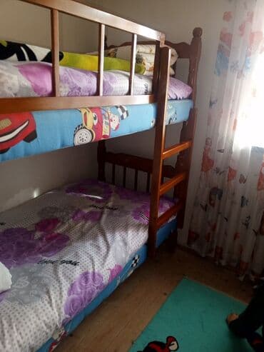 Oğlan və qız üçün, Çarpayı, Matras ilə, Siyirməsiz, Taxta