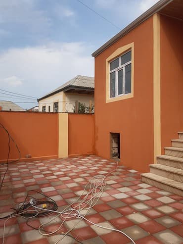 Binəqədi qəs. 4 otaqlı, 120 kv. m, Kredit yoxdur, Yeni təmirli