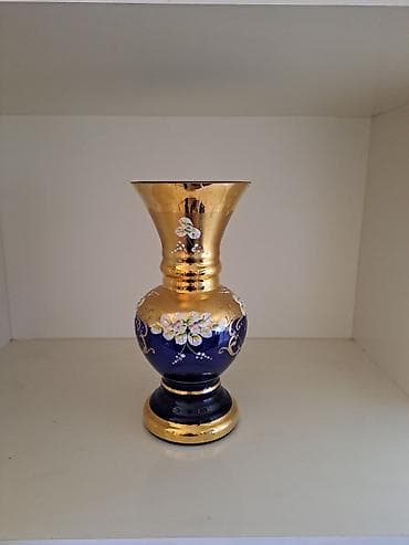 çaynı serviz: Məhsul: Dekorativ qab-qacaq dəsti (4 cüt) Tərkibi və təsviri: - 2 — 6