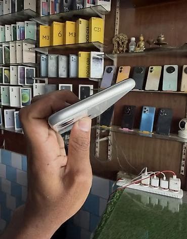 IPhone 11, 128 ГБ, Белый, Гарантия, Face ID, С документами — 3