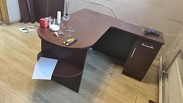 письменный стол баку: Ofis masası 60 azn Yaxşı vəziyyətdədir, heç bir problemi yoxdu. Ünvan — 1