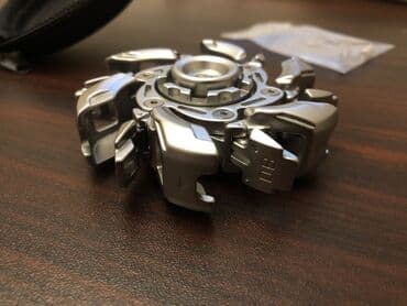 oyuncaq: Metalik gümüşü rəngli bu fidget spinner mürəkkəb mexaniki dizaynı ilə — 3