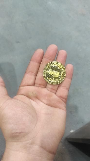 Johnwik. filminden Qızılı rəngli kolleksiya medal/koliye – “ENS CAUSA — 4