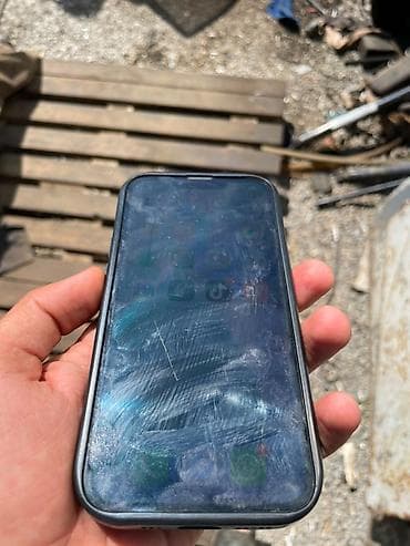 IPhone 13, 128 GB, Midnight, Barmaq izi, Simsiz şarj, Face ID — 5