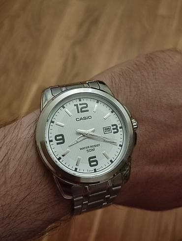 Новый, Наручные часы, Casio, цвет - Серебристый