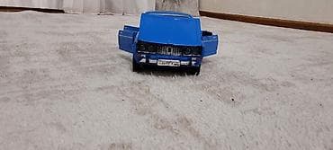 4 man Dəmir avtomobil – klassik VAZ 2106 (mavi rəng) - Miqyas — 3