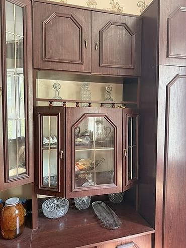 salon dolab: Klassik qonaq otağı üçün iri divar komplekti - Material: ağac — 5