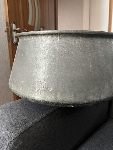 mış: Böyük ölçülü, qalın divarlı mis qazanın təsviri 4kq - Material: Döküm — 3