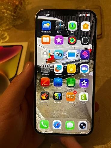 samsung galaxy a51 ekran: IPhone 14, Ağ, Simsiz şarj — 6