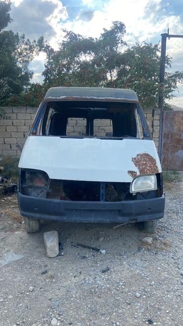 harley davidson qiymeti: Ford Transit, 1990 il — 3