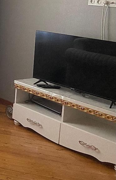 ereb mebeli: İşlənmiş, Düz TV altlığı, Polkalı, Türkiyə — 3