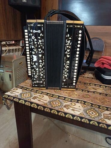 bu s920 yazır: İşlənmiş 3Q Kolonka, Növ - Toy üçün, rəng - Qara — 3