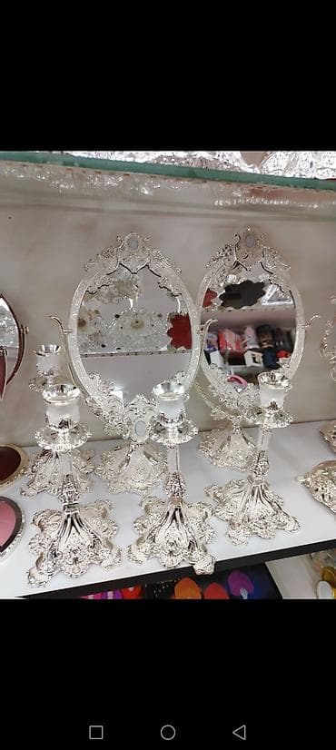 Зеркало с подсвечниками для свадеб и макияжа. Зеркало в классическом