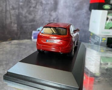 metbex tavan modelleri: Коллекционная модель AUDI Q5 MJ facelift volcano red 2013 Dealer — 20