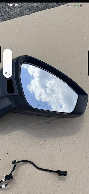 авто volkswagen: Məhsul: avtomobilin sağ yan güzgüsü (elektrik qoşqusu ilə) — 1